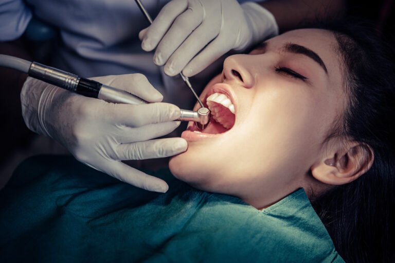 Root Canal Treatment in Law Garden